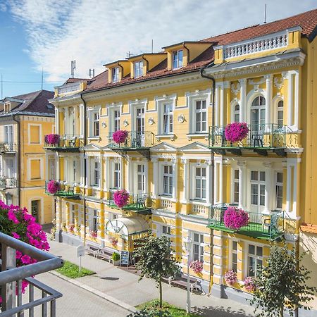 Ld Palace Spa & Kur Františkovy Lázně Exteriör bild