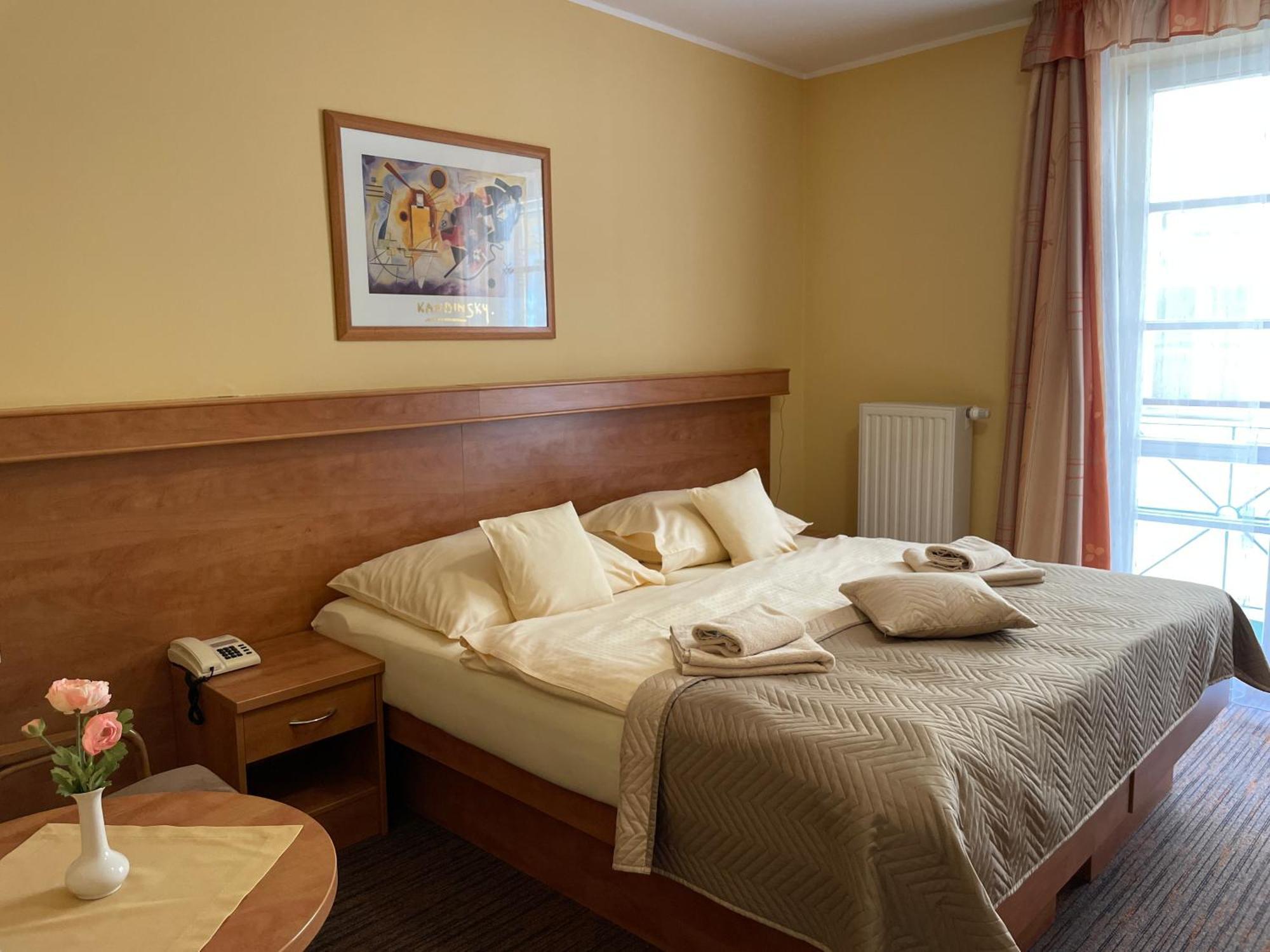 Ld Palace Spa & Kur Františkovy Lázně Exteriör bild