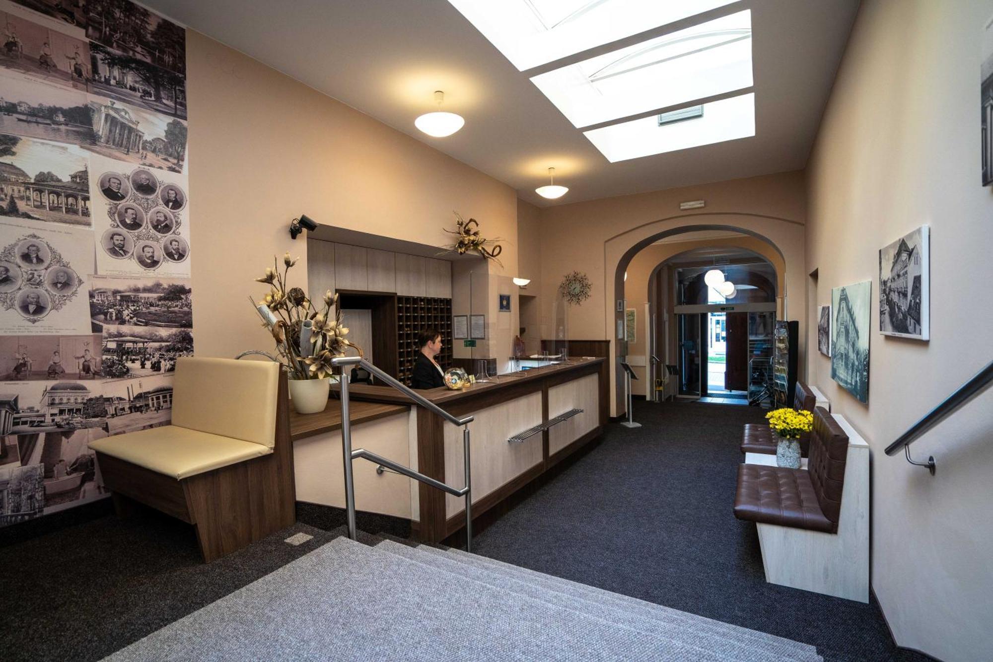 Ld Palace Spa & Kur Františkovy Lázně Exteriör bild