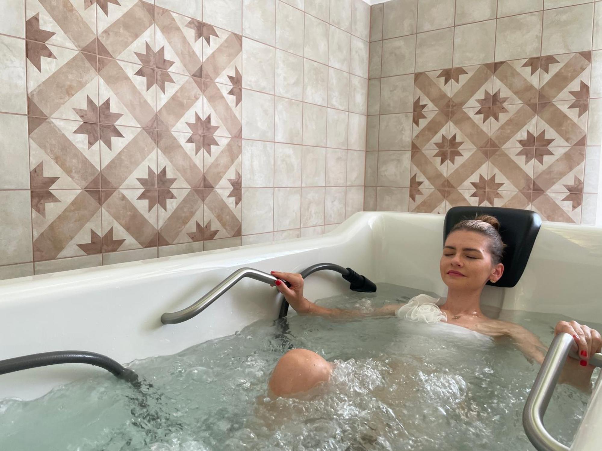 Ld Palace Spa & Kur Františkovy Lázně Exteriör bild