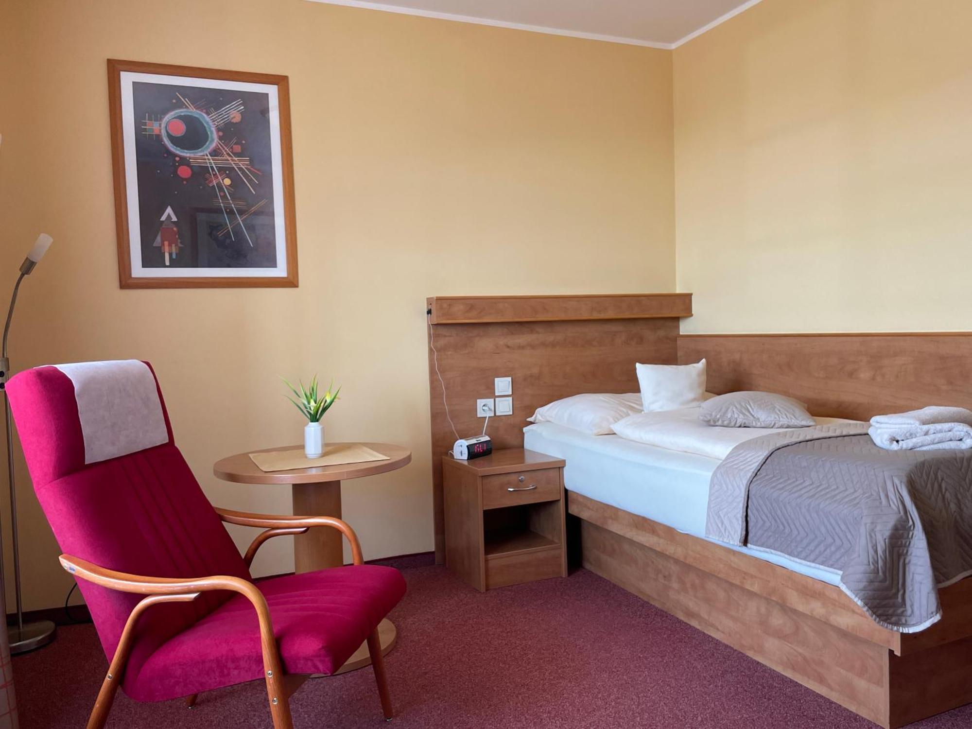 Ld Palace Spa & Kur Františkovy Lázně Exteriör bild