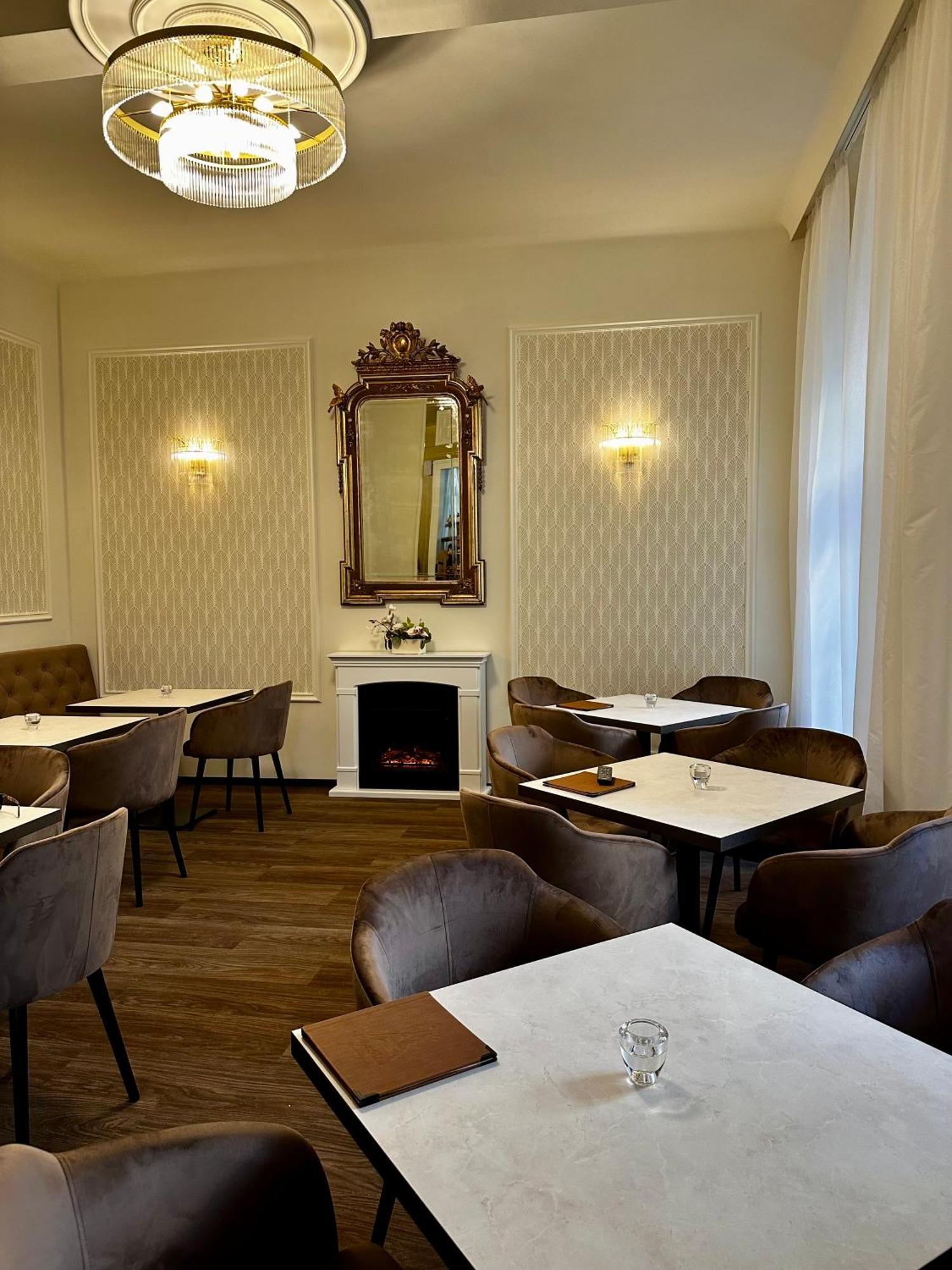 Ld Palace Spa & Kur Františkovy Lázně Exteriör bild